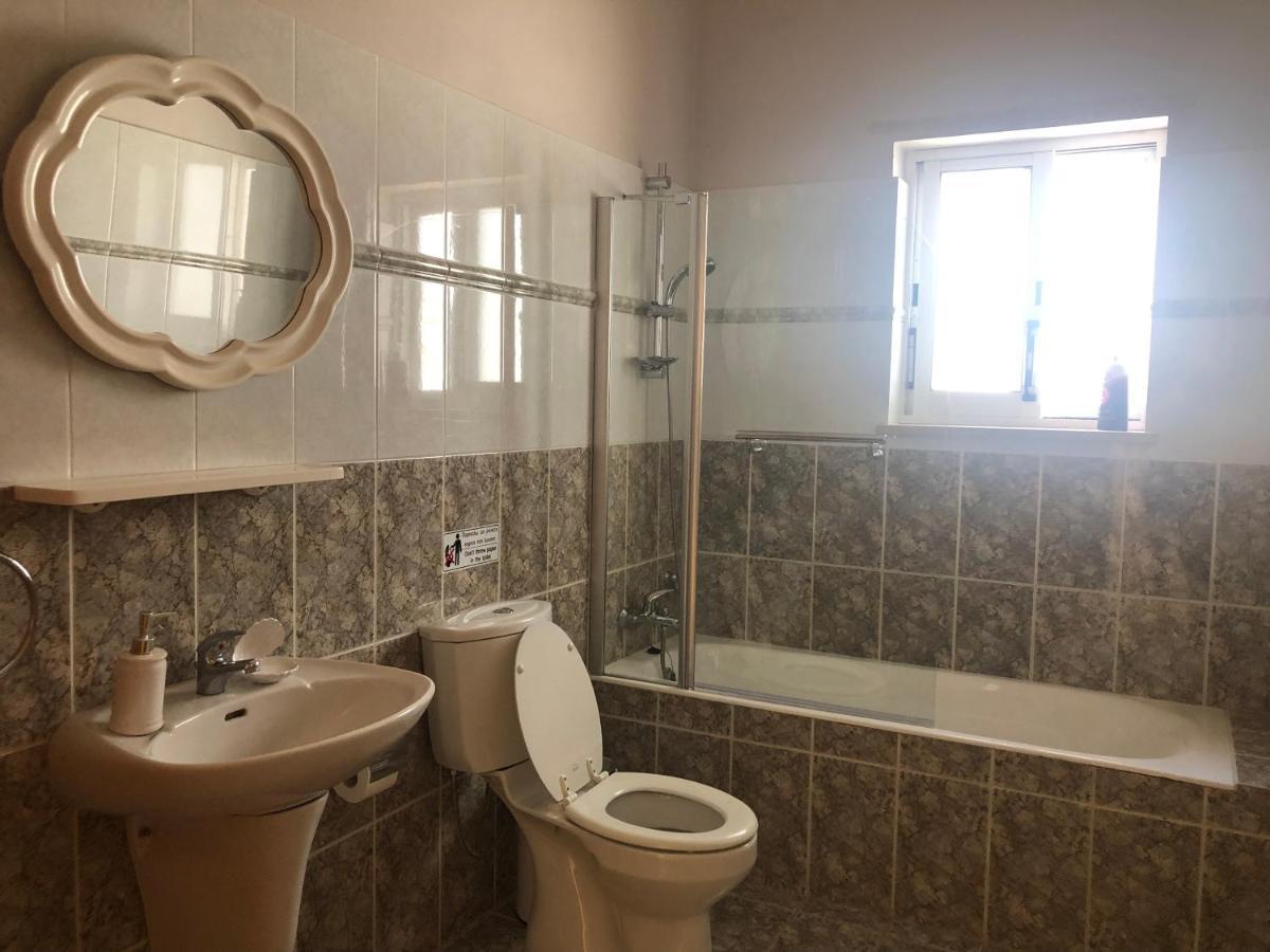 Peyia Palm Villa Пафос Екстер'єр фото